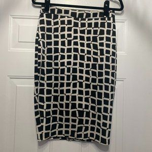 Bar III Stretch Midi Pencil Skirt. Exposed Back Zipper. Size M